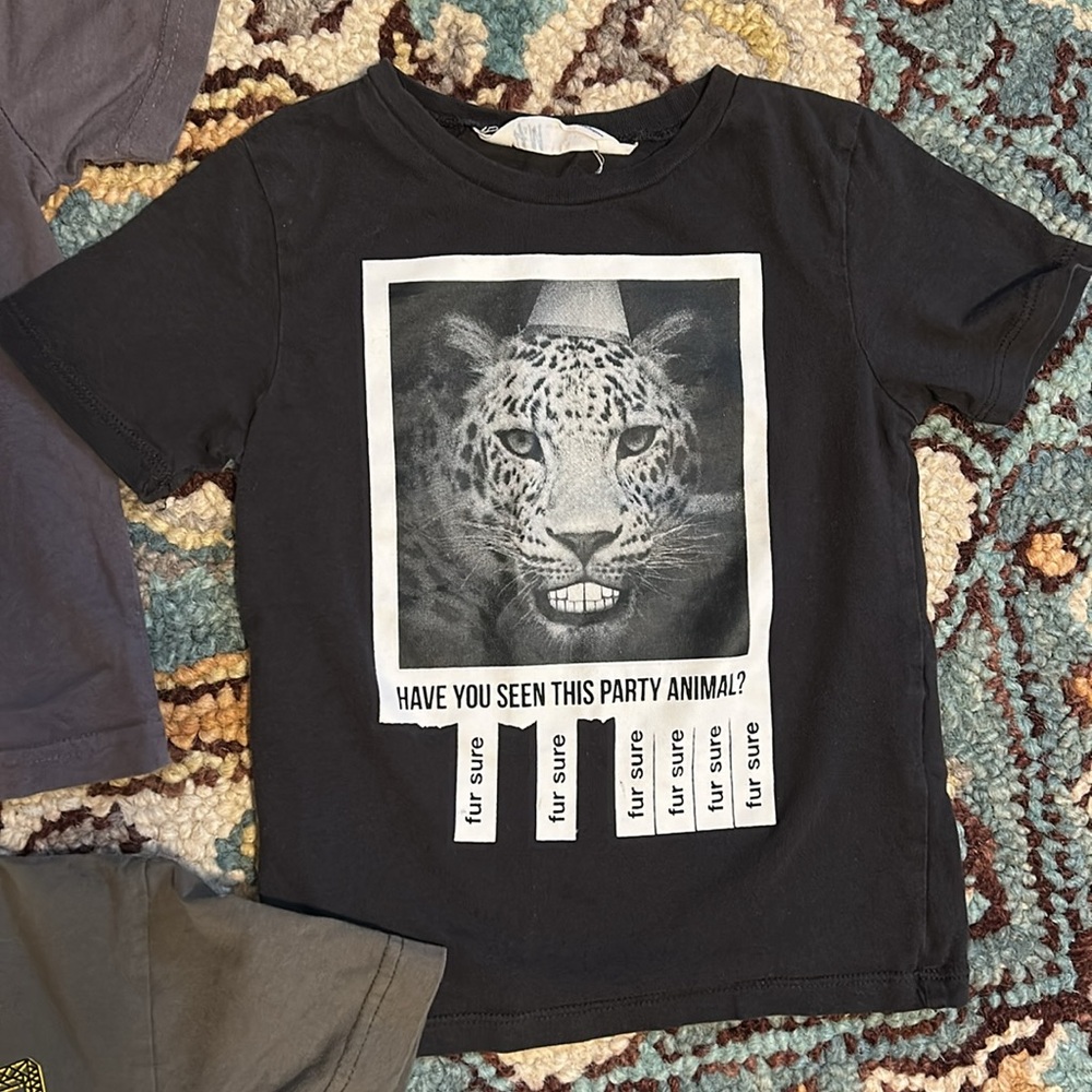 2T Bundle of FIVE items! Old Navy, H&M, Spirit Kids - Picture 5 of 8